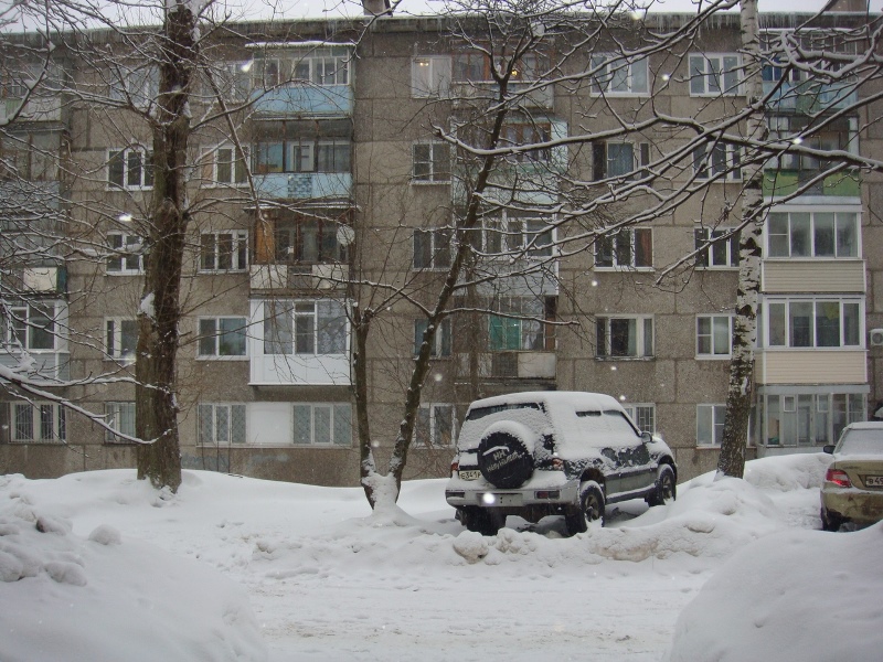 обл. Вологодская, г. Череповец, ул. К.Беляева, д. 15-придомовая территория