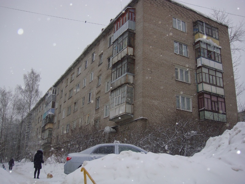 обл. Вологодская, г. Череповец, ул. К.Беляева, д. 15-фасад здания