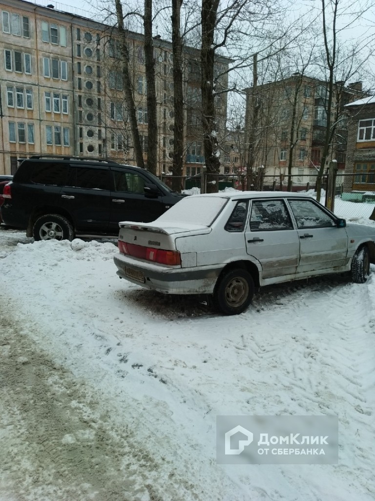 обл. Вологодская, г. Череповец, ул. Ленина, д. 131В-придомовая территория