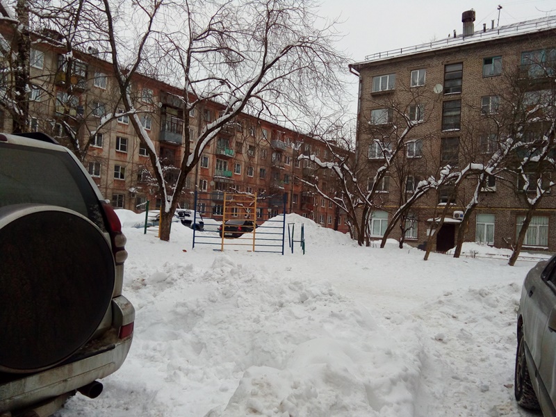 обл. Вологодская, г. Череповец, ул. Ленина, д. 159А-придомовая территория