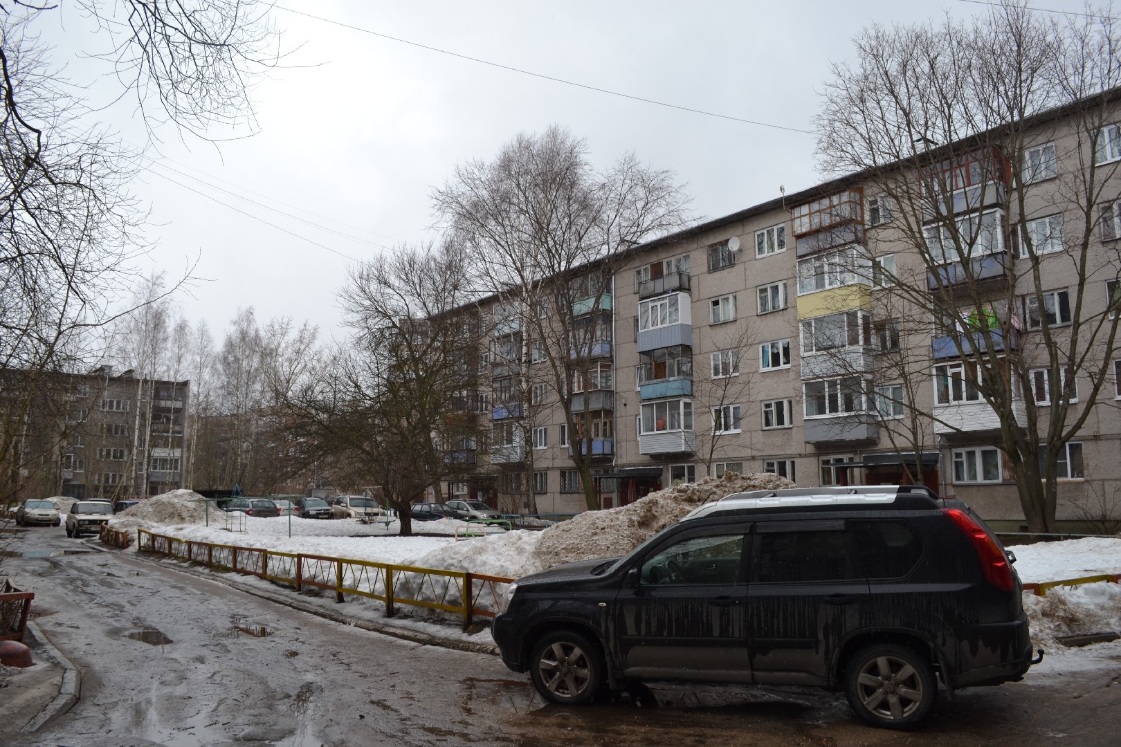 обл. Вологодская, г. Череповец, пр-кт. Победы, д. 148-придомовая территория