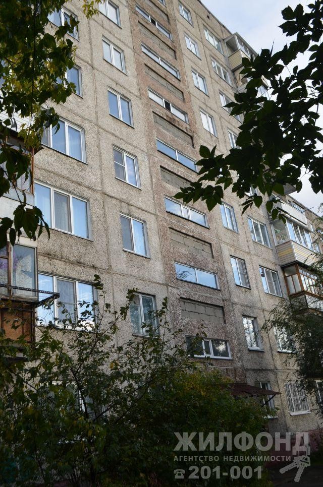 край. Алтайский, г. Барнаул, ул. Георгия Исакова, д. 183-фасад здания
