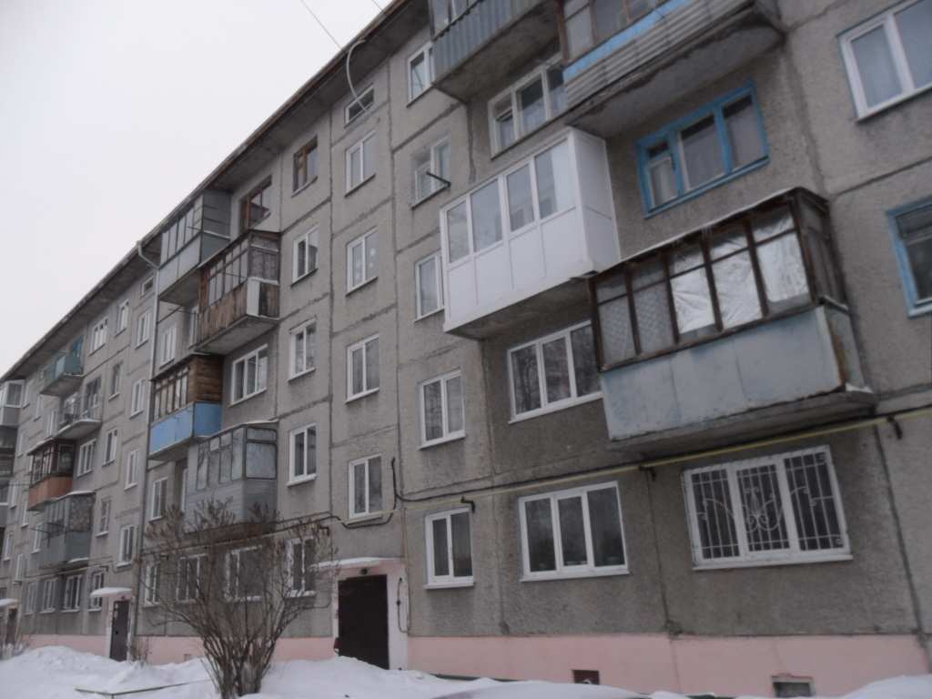 край. Алтайский, г. Барнаул, ул. Георгия Исакова, д. 187-фасад здания