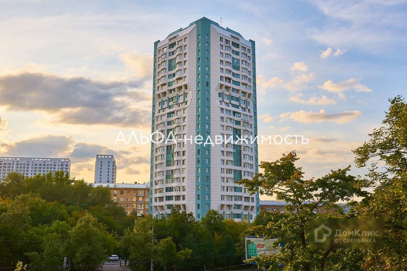 г. Москва, пр-кт. 60-летия Октября, д. 8-фасад здания