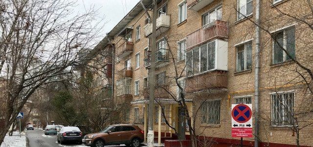 г. Москва, пр-кт. 60-летия Октября, д. 23, к. 1-фасад здания