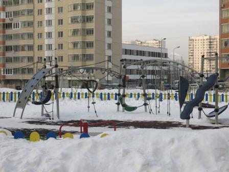 г. Москва, ул. Авиаторов, д. 5, к. 1-придомовая территория