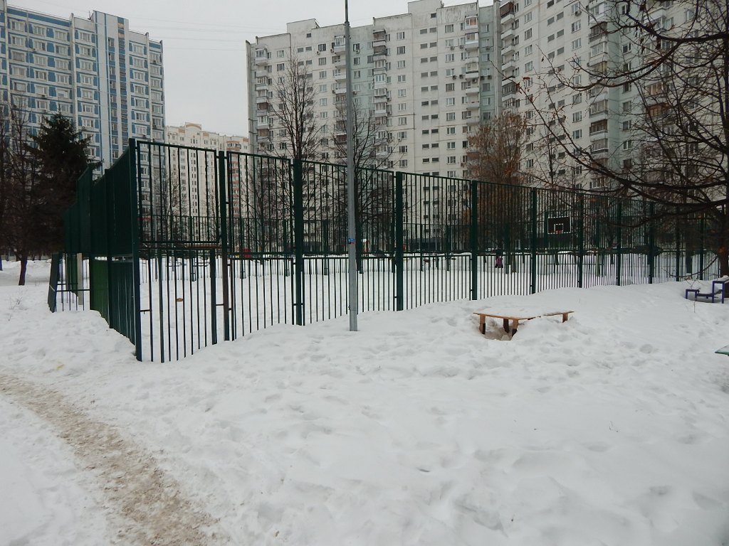 г. Москва, ул. Академика Анохина, д. 26, к. 3-придомовая территория