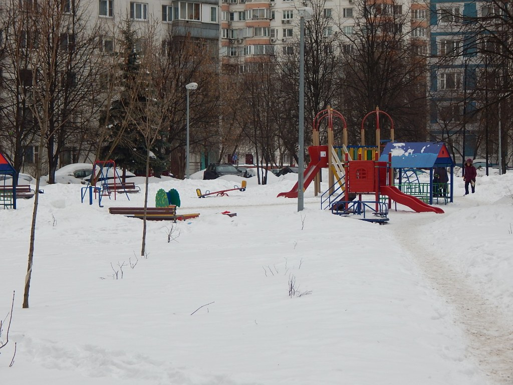 г. Москва, ул. Академика Анохина, д. 26, к. 3-придомовая территория