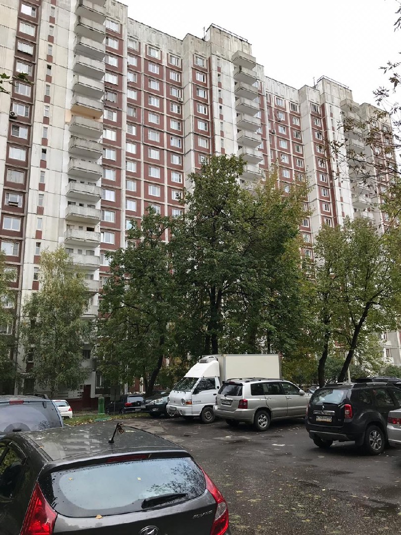 г. Москва, ул. Академика Пилюгина, д. 8, к. 1-фасад здания