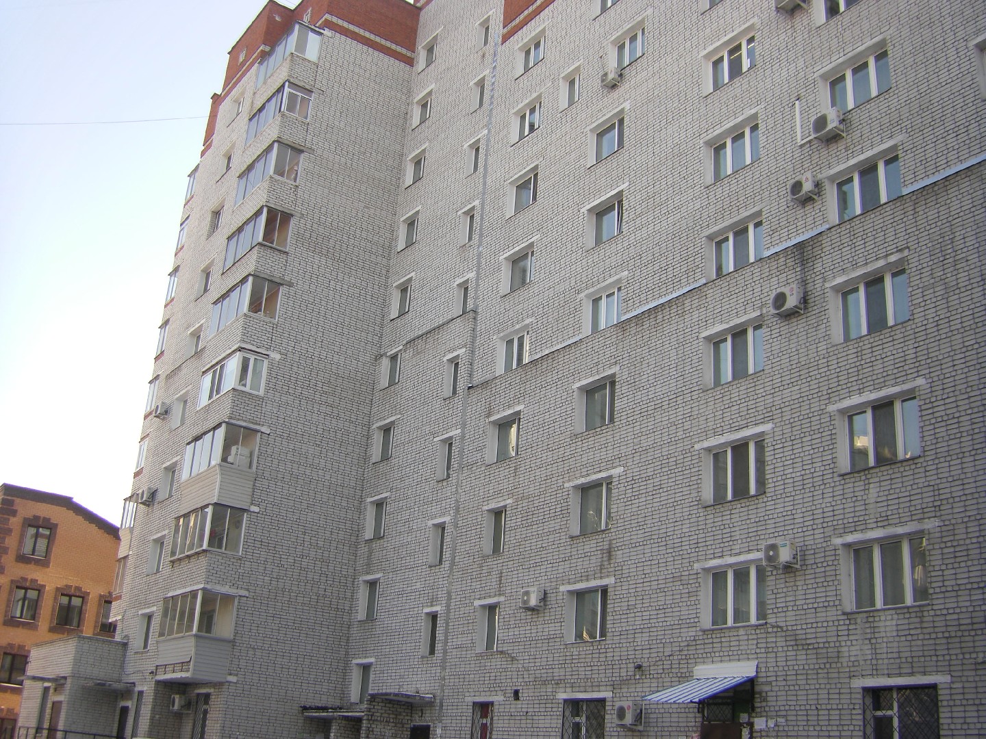 обл. Амурская, г. Благовещенск, ул. Горького, д. 163-фасад здания