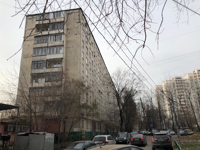 г. Москва, ул. Академическая Б., д. 77, к. 1-фасад здания