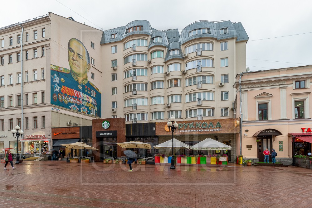 г. Москва, ул. Арбат, д. 19-фасад здания