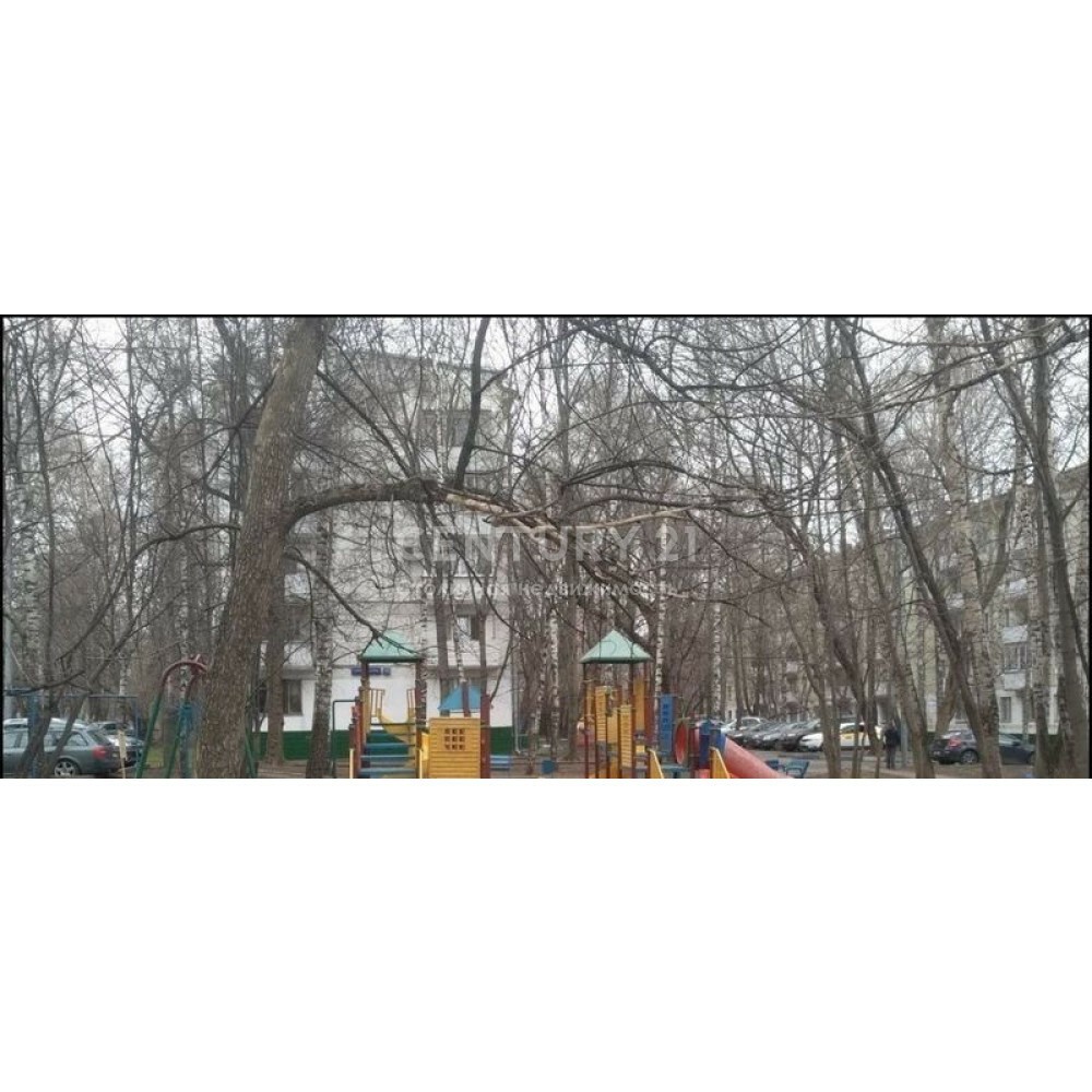 г. Москва, ул. Архитектора Власова, д. 37, к. 1-фасад здания