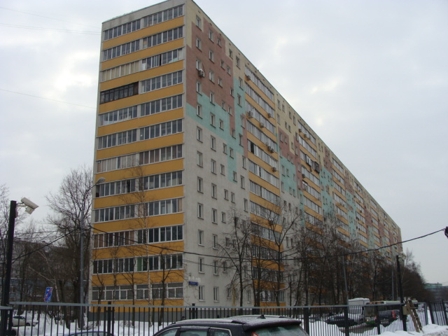 г. Москва, ул. Барвихинская, д. 10-фасад здания