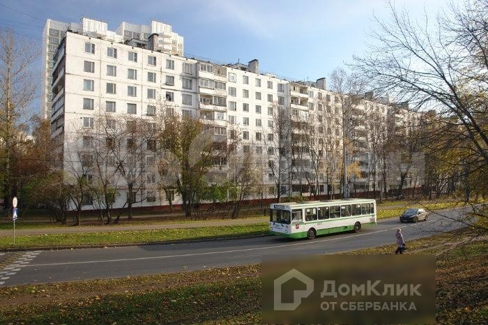 г. Москва, ул. Беловежская, д. 21-фасад здания