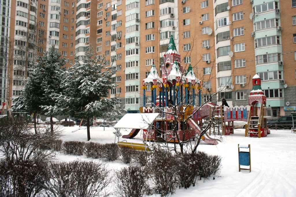 г. Москва, ул. Богданова, д. 6, к. 1-придомовая территория