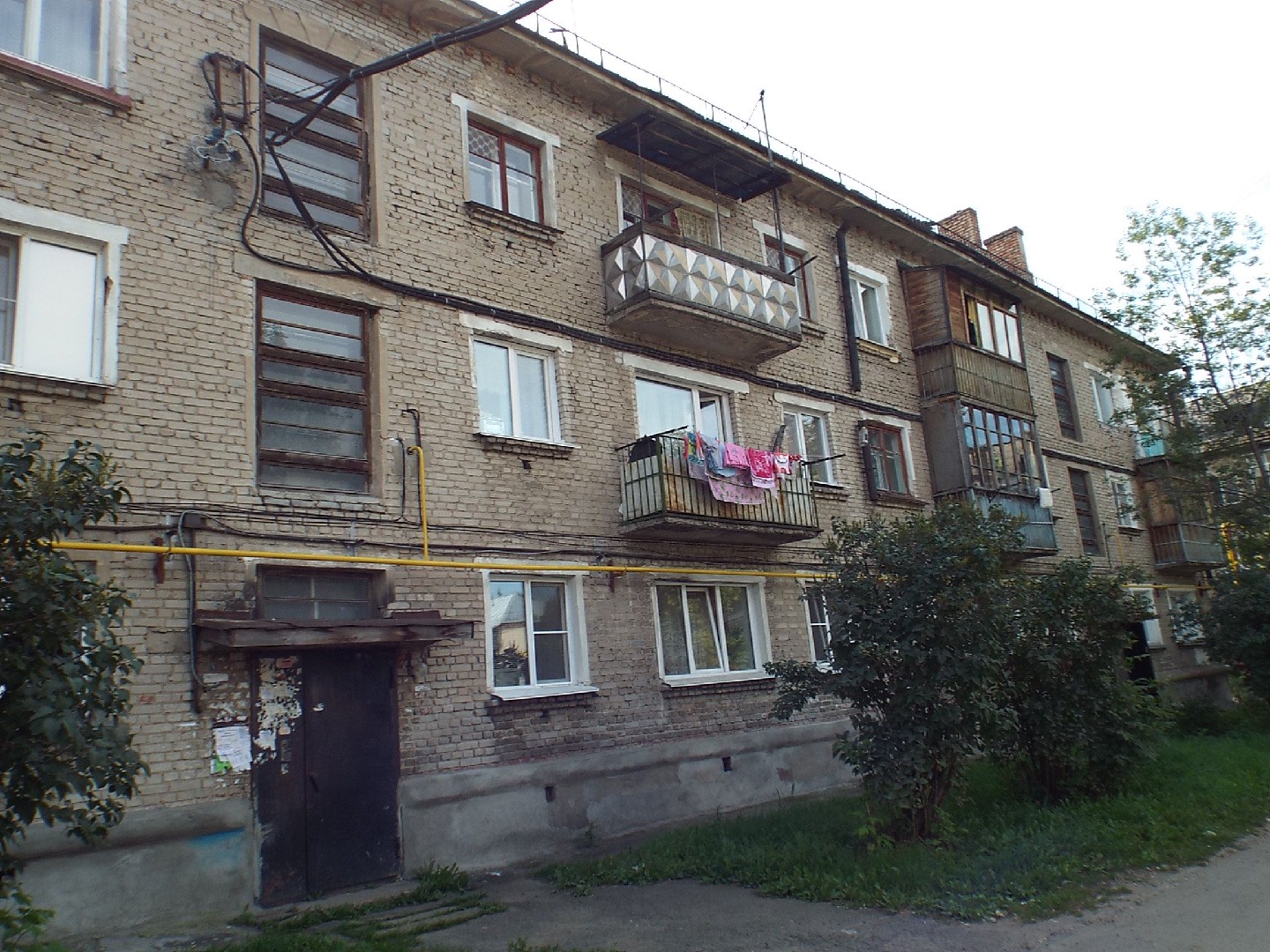 край. Алтайский, г. Барнаул, ул. Горно-Алтайская, д. 10-фасад здания