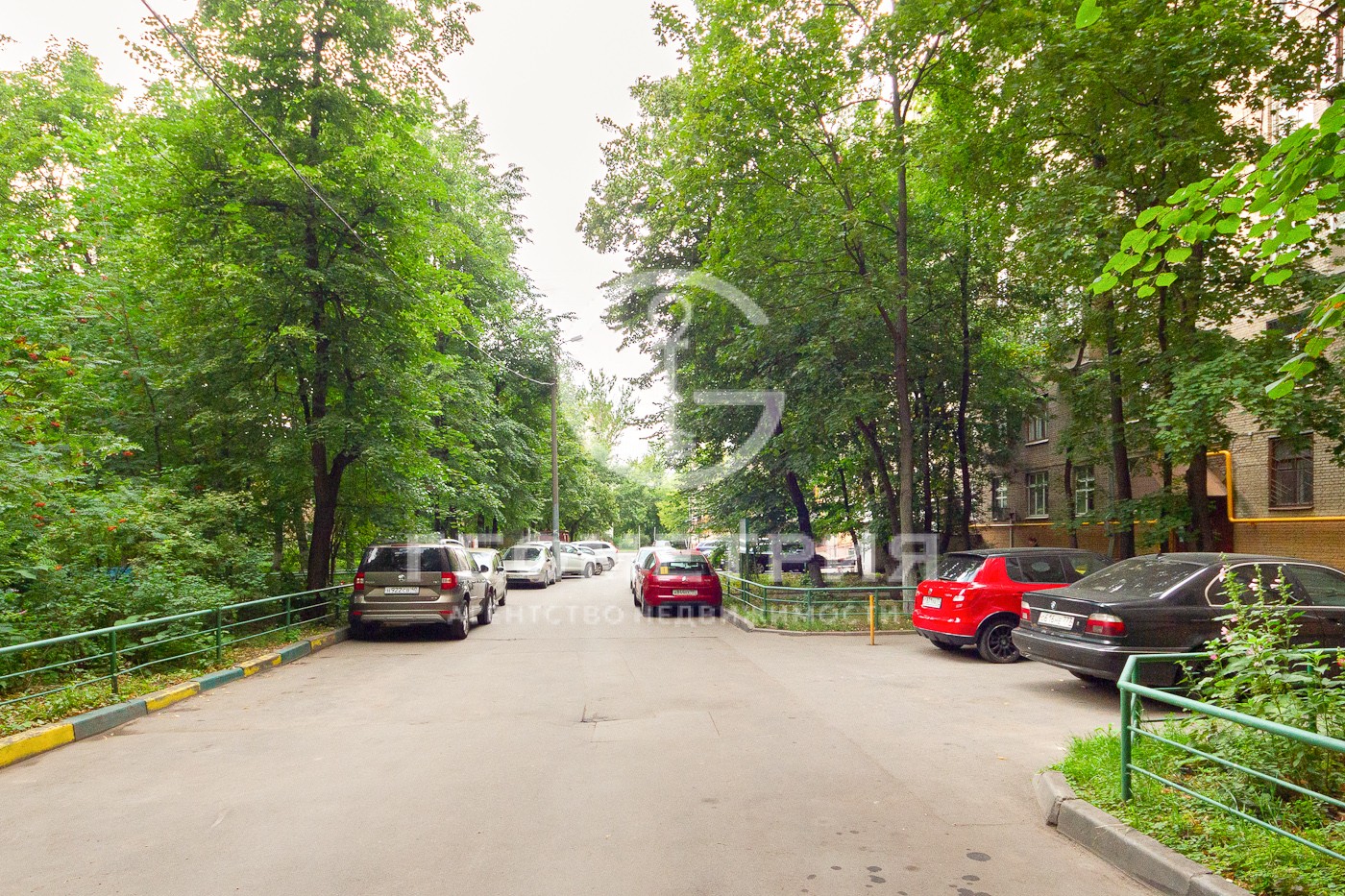 г. Москва, ул. Бориса Галушкина, д. 26-придомовая территория