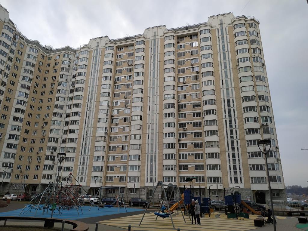 г. Москва, ул. Бориса Пастернака (п Внуковское), д. 3-фасад здания