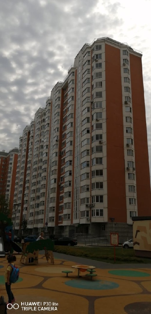 г. Москва, ул. Бориса Пастернака (п Внуковское), д. 7-фасад здания