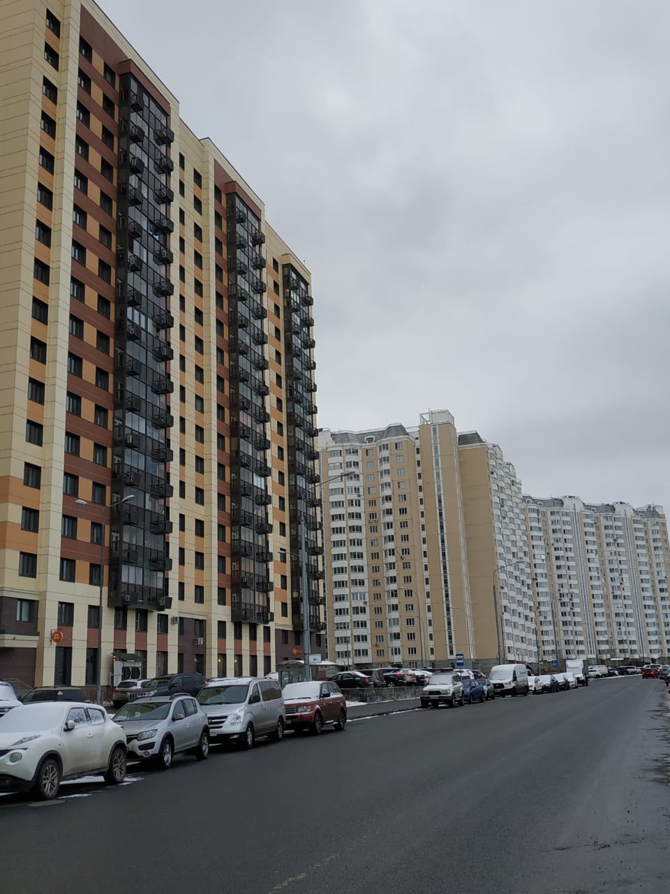 г. Москва, ул. Бориса Пастернака (п Внуковское), д. 17-фасад здания