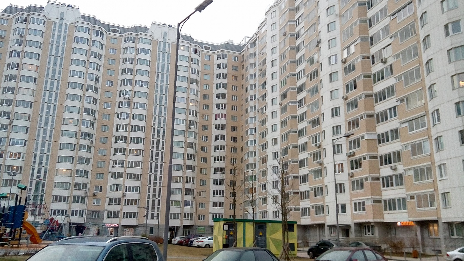 г. Москва, ул. Бориса Пастернака (п Внуковское), д. 25-фасад здания