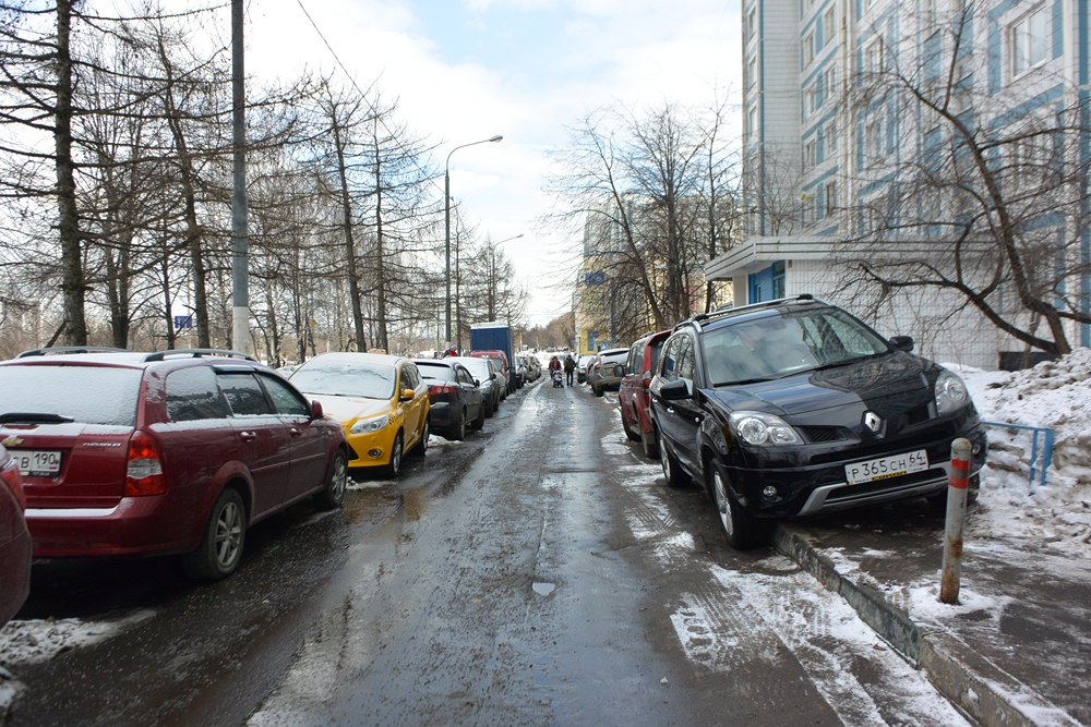 г. Москва, ул. Борисовские Пруды, д. 24/2-придомовая территория