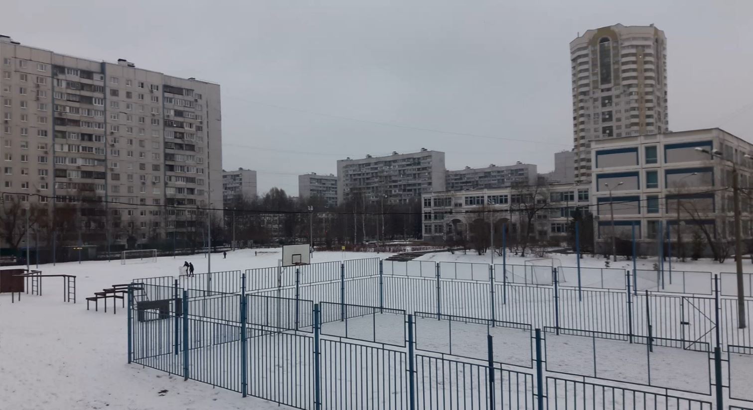 г. Москва, ул. Братеевская, д. 16, к. 1-придомовая территория