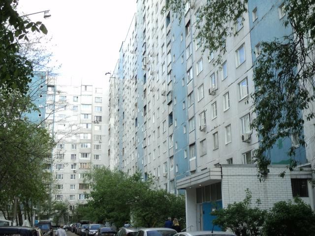 г. Москва, ул. Братеевская, д. 33, к. 1-фасад здания