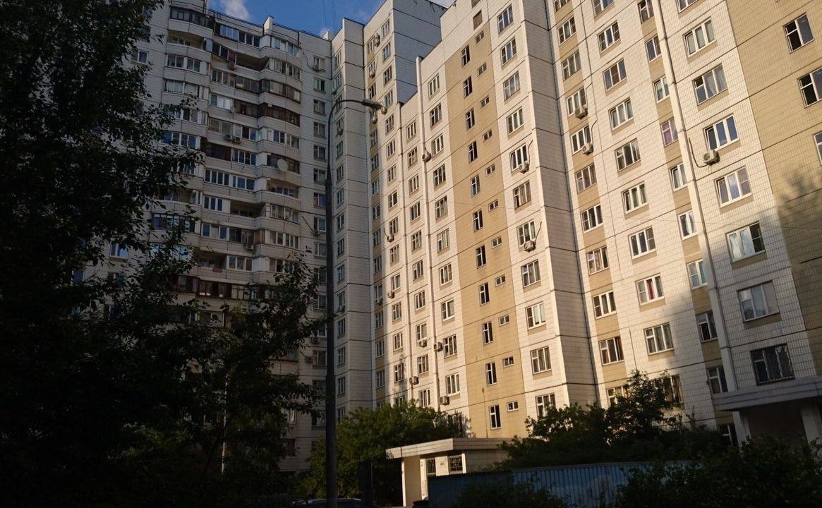 г. Москва, ул. Братиславская, д. 11-фасад здания