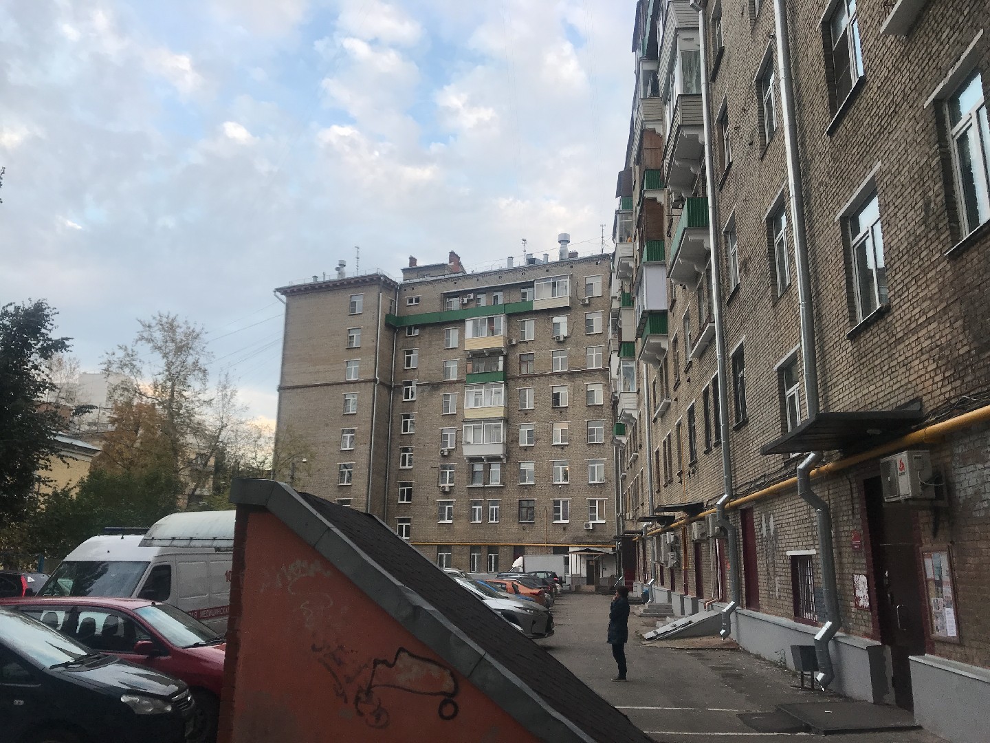 г. Москва, пр-кт. Буденного, д. 29/1-фасад здания