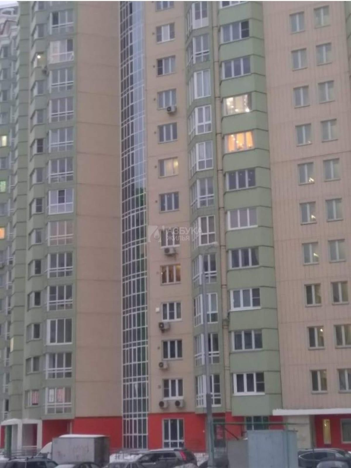 г. Москва, ул. Вертолетчиков, д. 5, к. 1-фасад здания