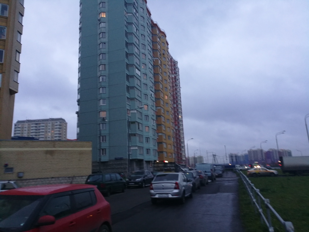 г. Москва, ул. Вертолетчиков, д. 11-фасад здания