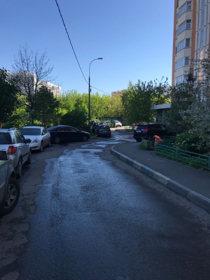 г. Москва, ул. Верхние Поля, д. 31, к. 3-придомовая территория