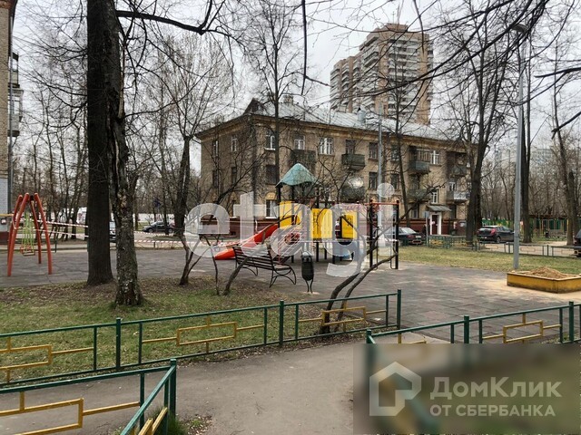 г. Москва, ул. Верхоянская, д. 10-придомовая территория