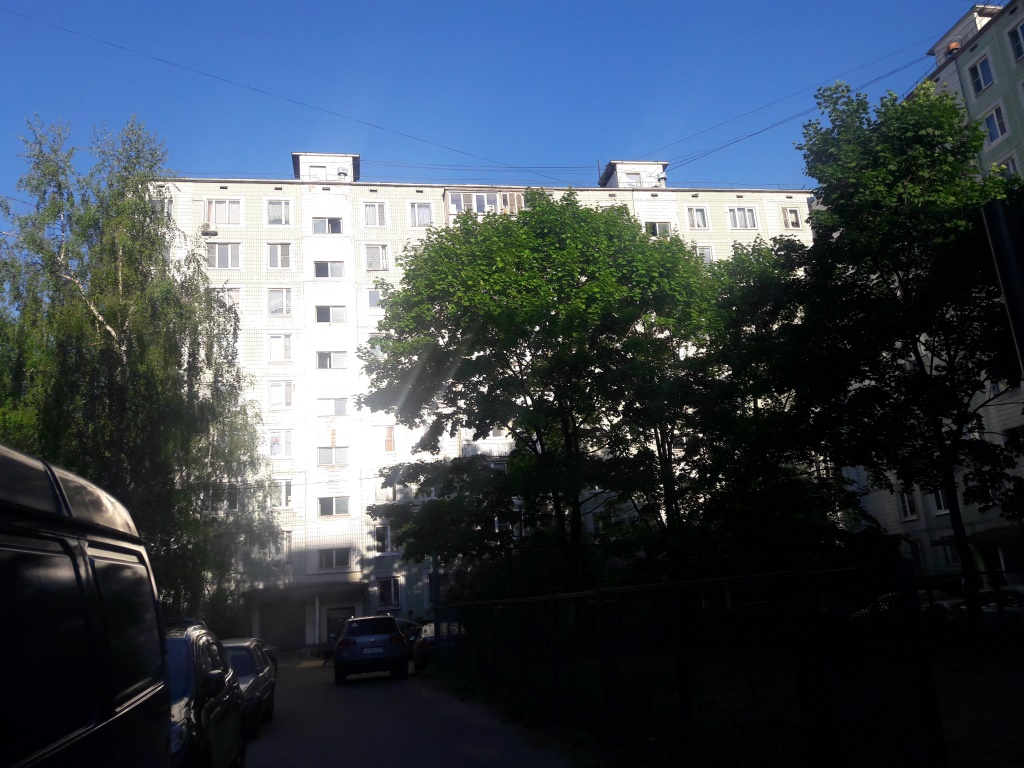 г. Москва, ул. Вильнюсская, д. 3, к. 1-фасад здания