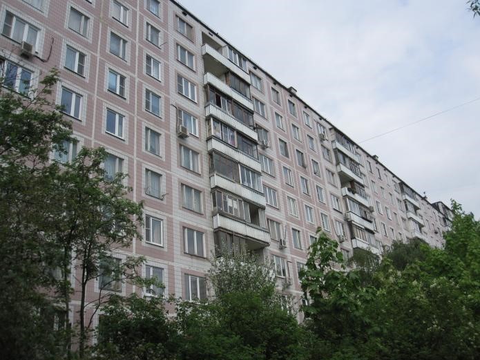 г. Москва, ул. Вильнюсская, д. 4-фасад здания