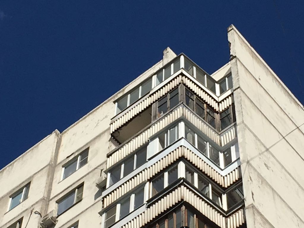 г. Москва, ул. Вильнюсская, д. 7, к. 2-фасад здания