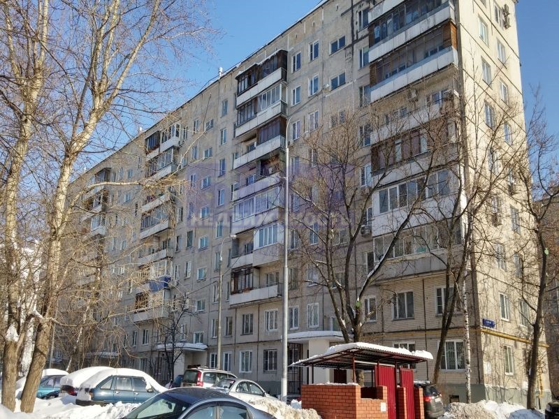 г. Москва, б-р. Волжский, д. 4, к. 3-фасад здания