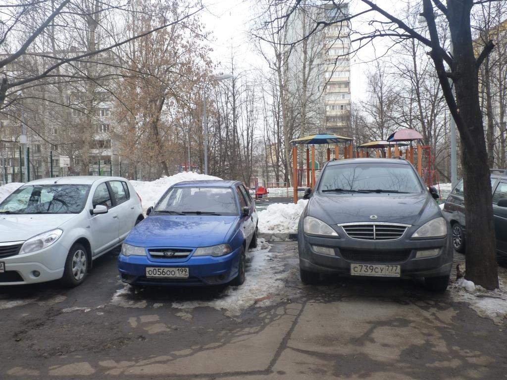 г. Москва, ул. Воронежская, д. 26, к. 3-придомовая территория