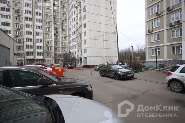 г. Москва, ул. Герасима Курина, д. 16-придомовая территория