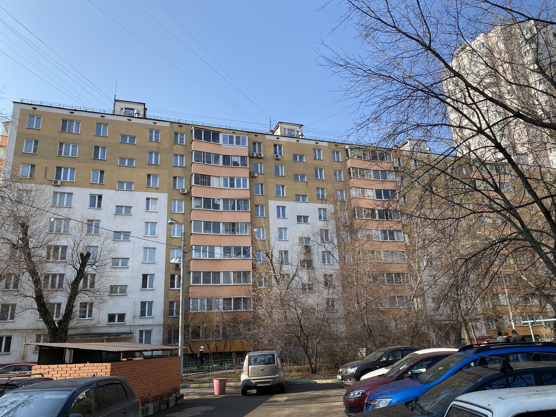 г. Москва, ул. Гурьянова, д. 25/1-фасад здания