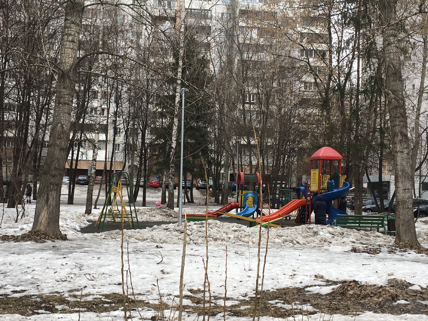 г. Москва, проезд. Дежнева, д. 27, к. 3-придомовая территория