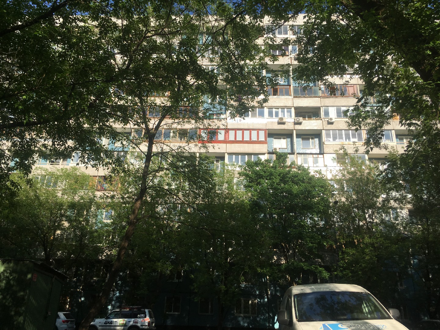 г. Москва, ул. Демьяна Бедного, д. 4, к. 1-фасад здания