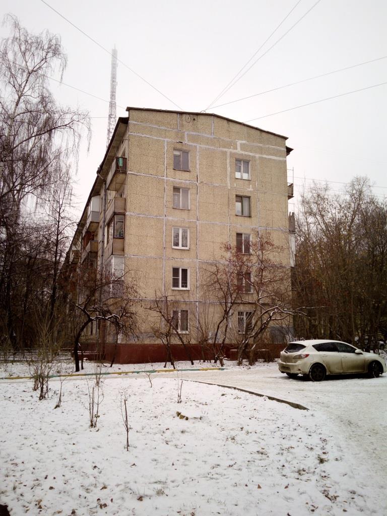 г. Москва, ул. Демьяна Бедного, д. 20, к. 2-придомовая территория