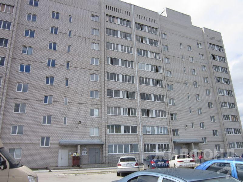 край. Алтайский, г. Барнаул, ул. Гущина, д. 161А-фасад здания