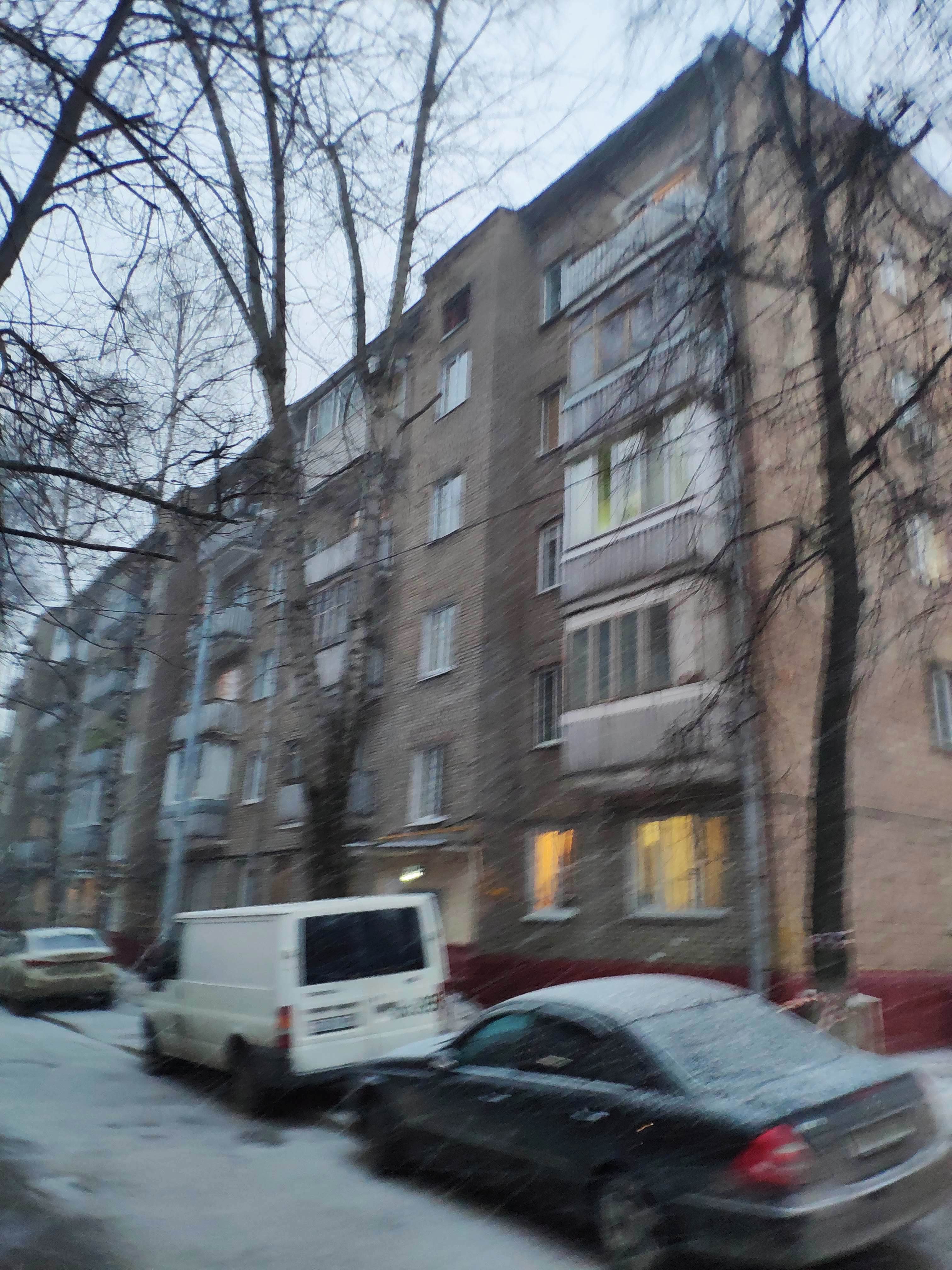 г. Москва, ул. Дмитрия Ульянова, д. 17, к. 1-фасад здания