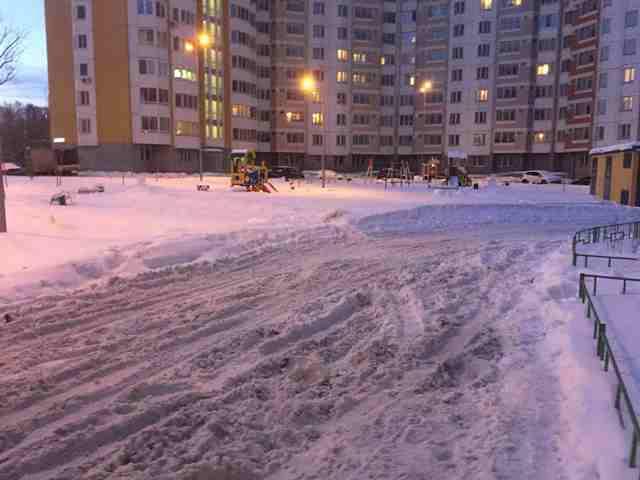 г. Москва, ш. Дмитровское, д. 74, к. 2-придомовая территория