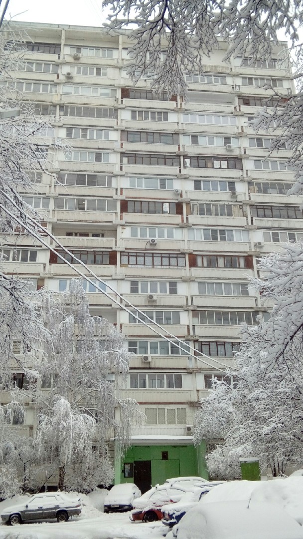 г. Москва, ул. Днепропетровская, д. 19, к. 1-фасад здания