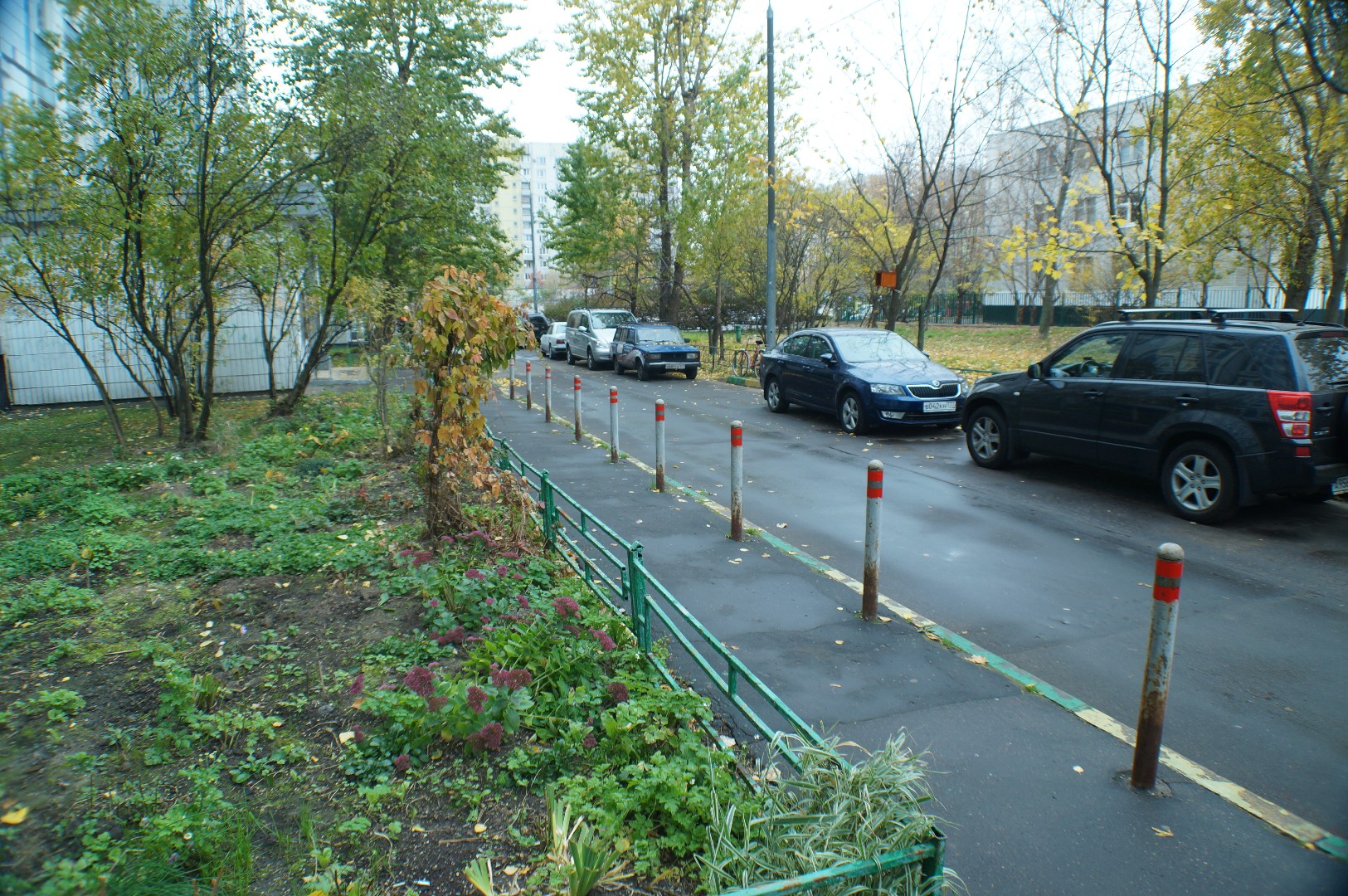 г. Москва, ул. Донецкая, д. 12-придомовая территория